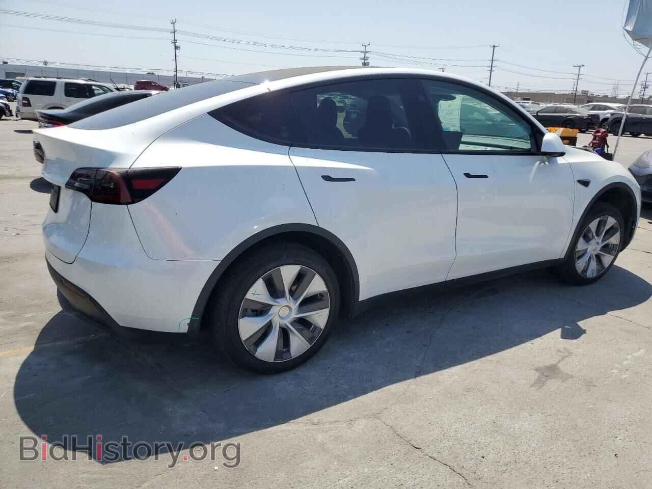 2024 TESLA MODEL Y - VIN: 7SAYGDED3RF095611 - Photo 3