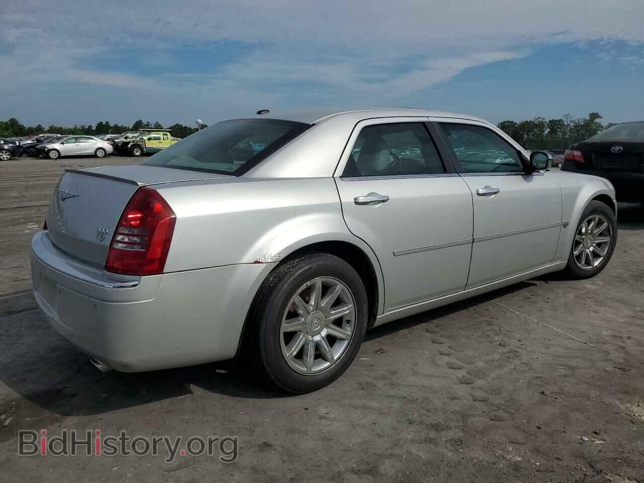 2006 CHRYSLER 300 - VIN: 2C3LA63H56H320504 - Фото 3