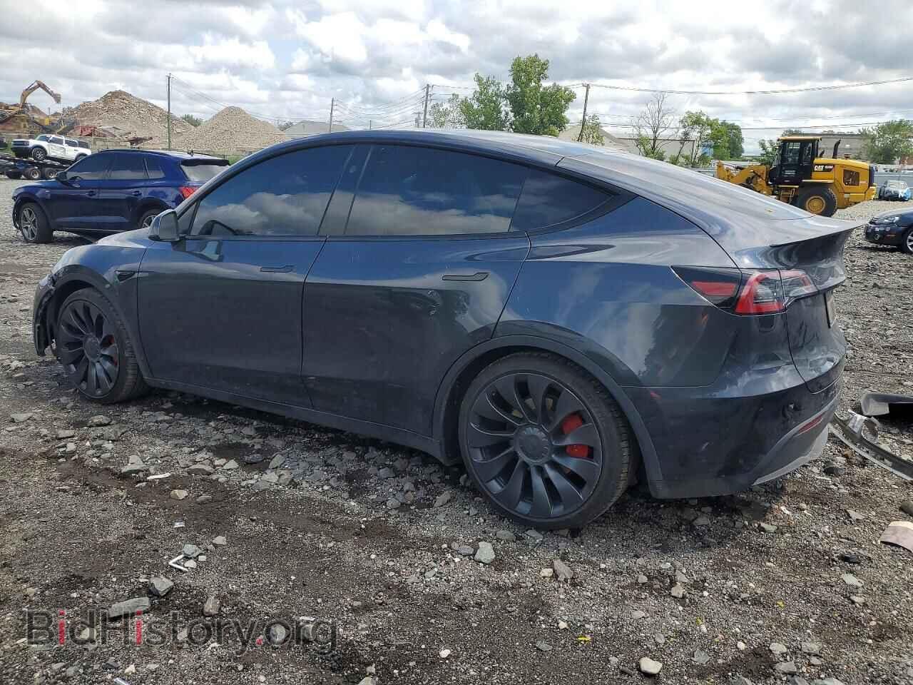 2024 TESLA MODEL Y - VIN: 7SAYGDEF8RF027192 - Photo 2
