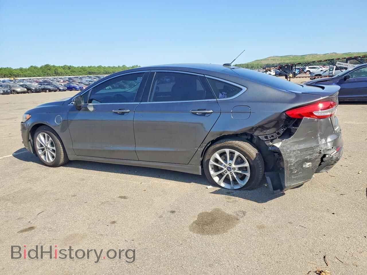 2019 FORD FUSION - VIN: 3FA6P0SU4KR226802 - Photo 2