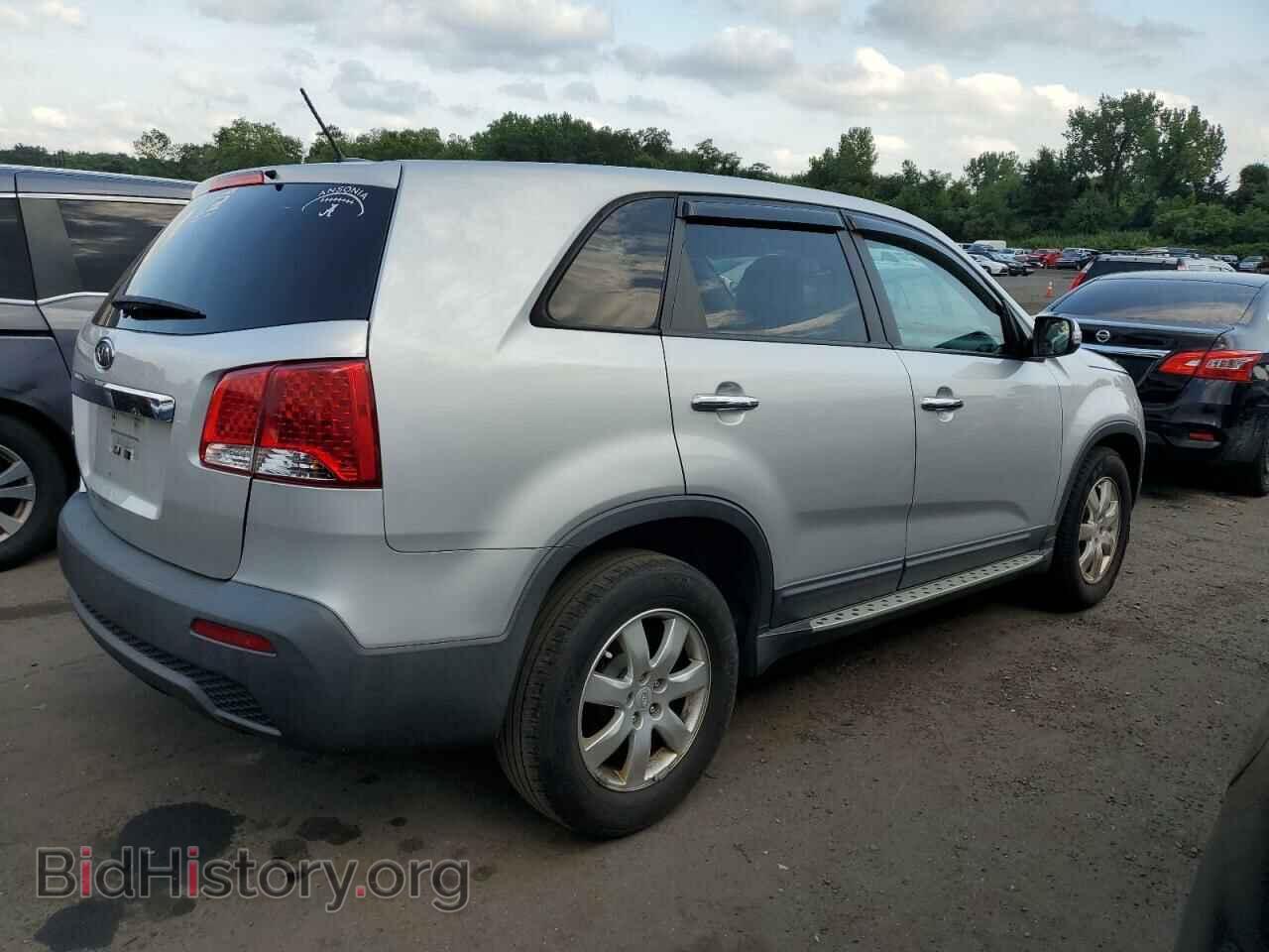 2011 KIA SORENTO - VIN: 5XYKT3A16BG097906 - Фото 3