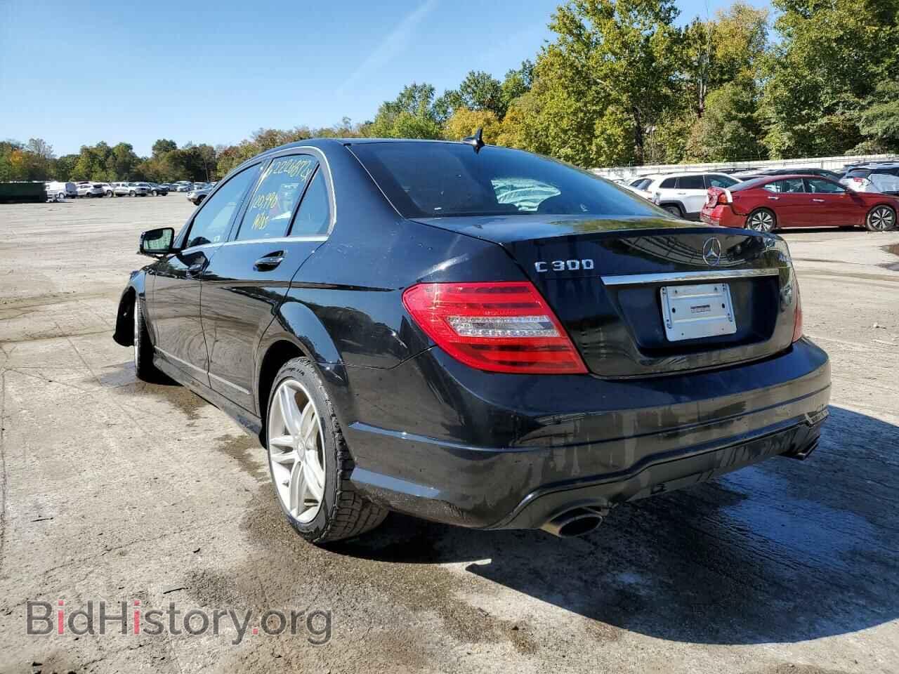 2012 MERCEDES-BENZ C-CLASS - VIN: WDDGF8BB2CR235399 - Фото 3