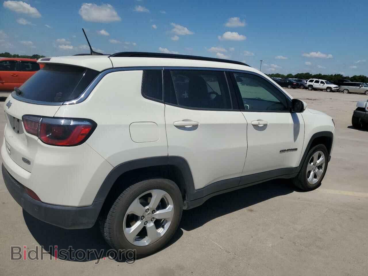 2018 JEEP COMPASS - VIN: 3C4NJDBB1JT331490 - Фото 3