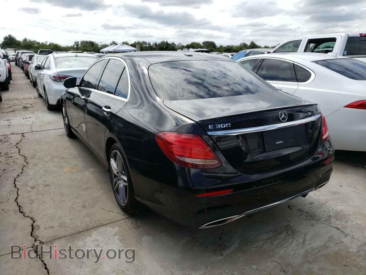 2019 MERCEDES-BENZ E-CLASS - VIN: WDDZF4JB9KA494696 - Фото 3