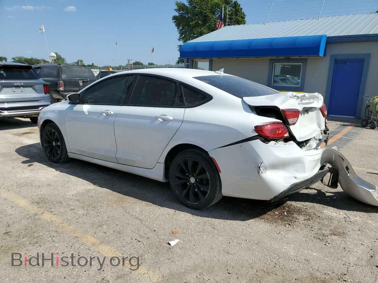 2015 CHRYSLER 200 - VIN: 1C3CCCBG3FN532455 - Фото 2