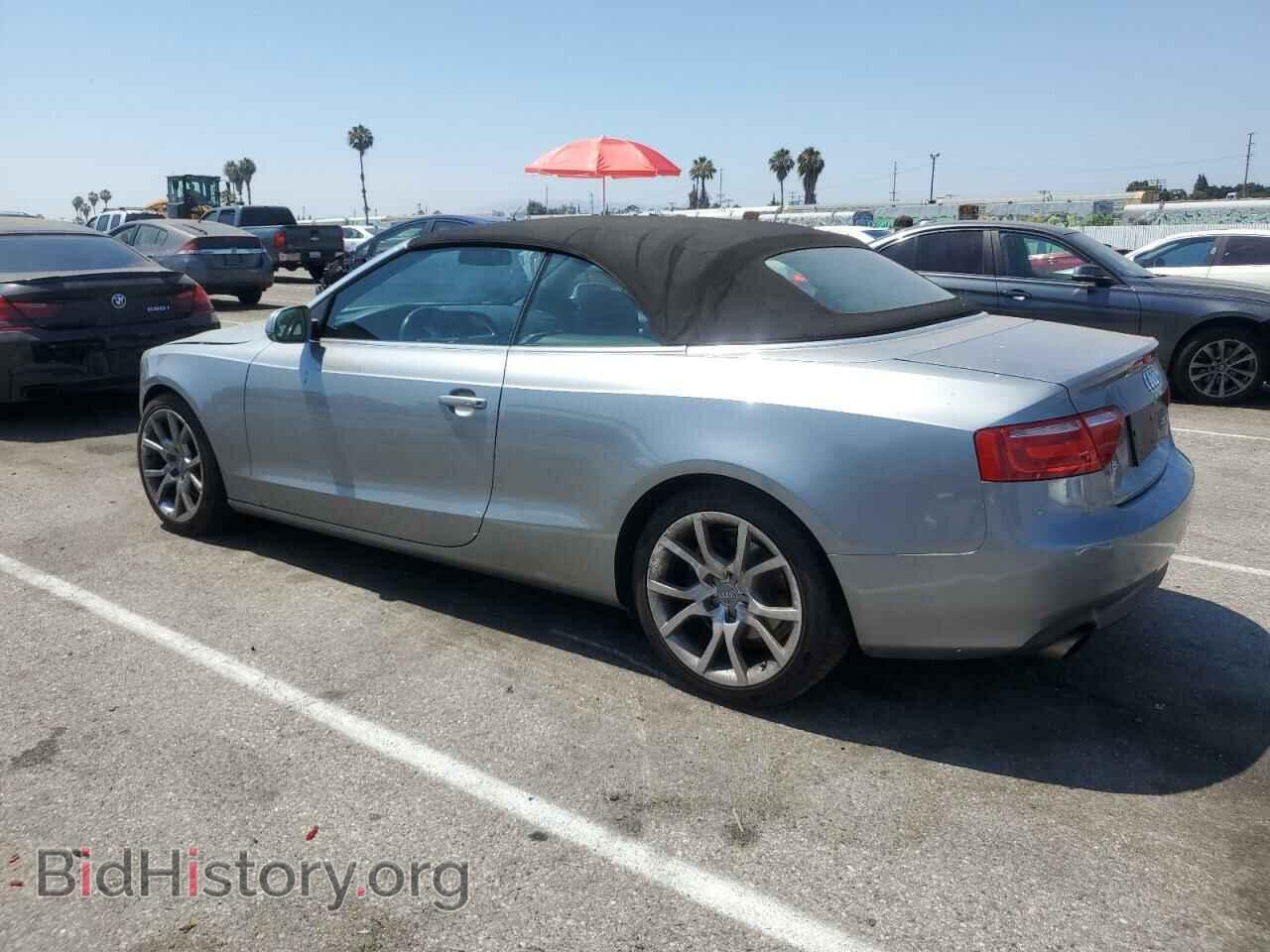 2010 AUDI A5 - VIN: WAUAFAFH2AN010715 - Фото 2