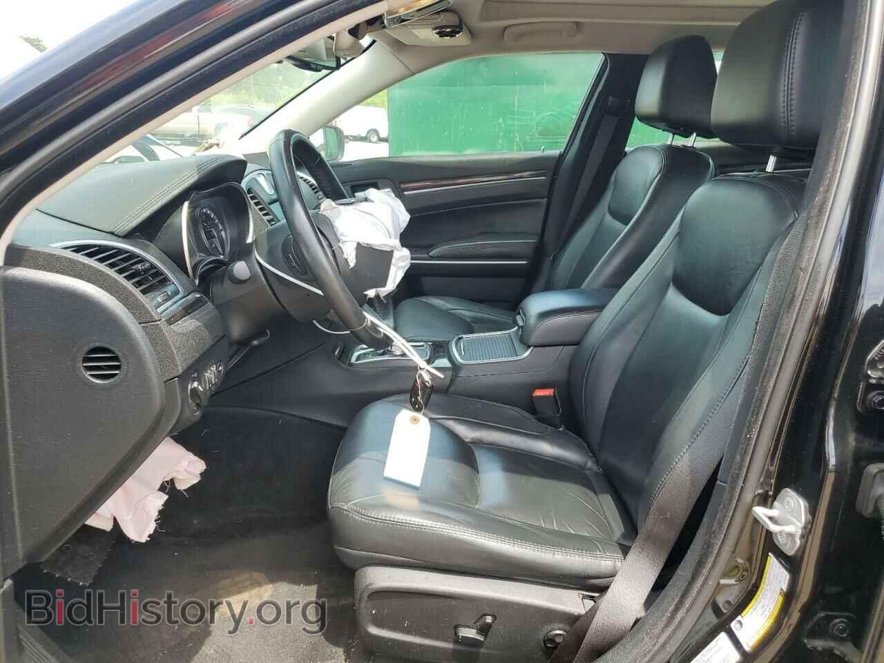 2016 CHRYSLER 300 - VIN: 2C3CCARGXGH136141 - Фото 7