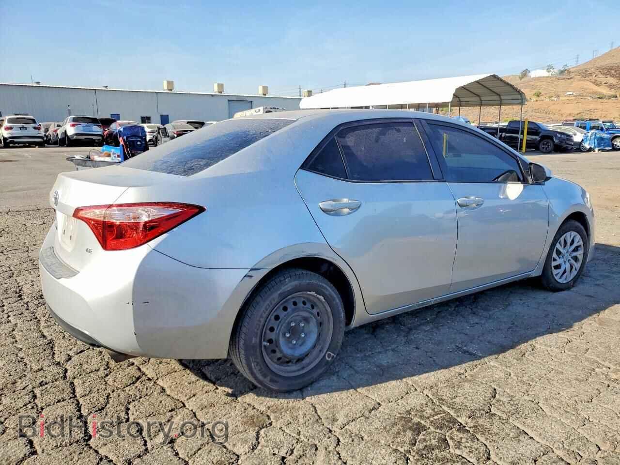 2018 TOYOTA COROLLA - VIN: 5YFBURHE7JP797484 - Фото 3