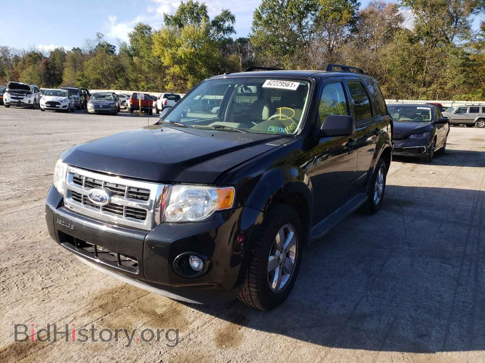 2011 FORD ESCAPE - VIN: 1FMCU9DG7BKA19144 - Фото 2