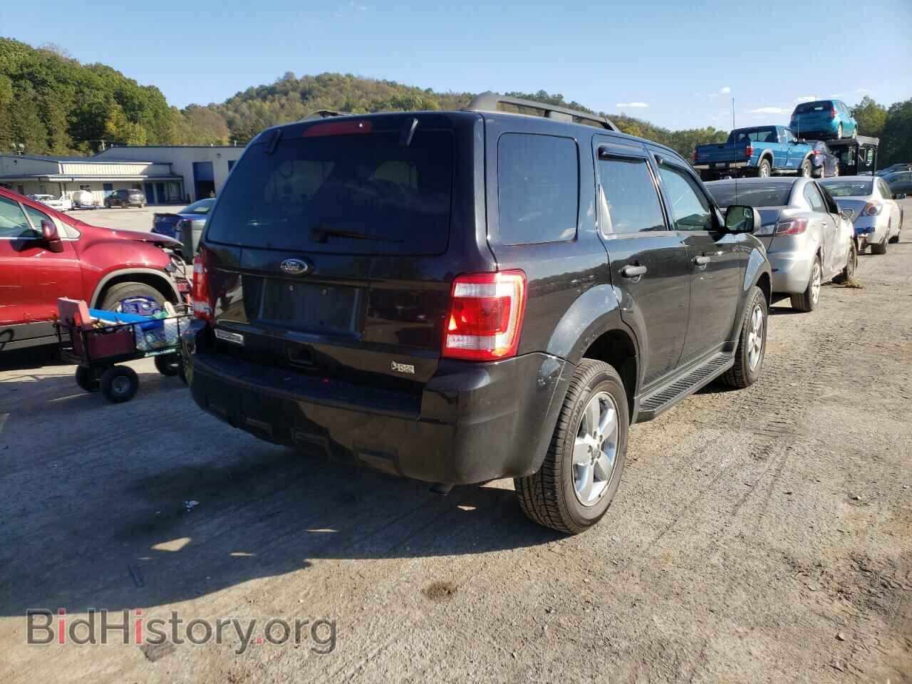 2011 FORD ESCAPE - VIN: 1FMCU9DG7BKA19144 - Фото 4