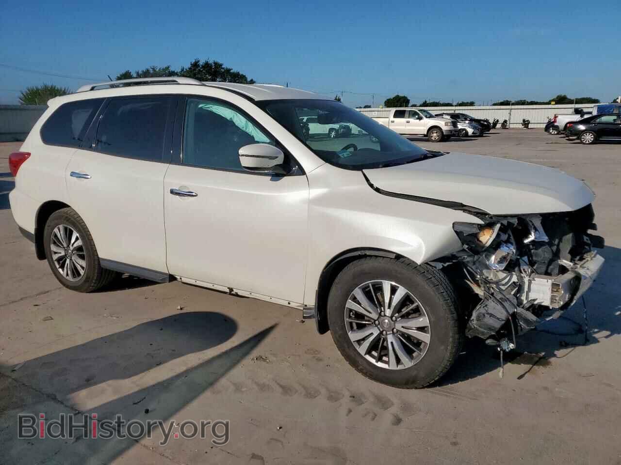 2017 NISSAN PATHFINDER - VIN: 5N1DR2MN4HC902651 - Фото 4