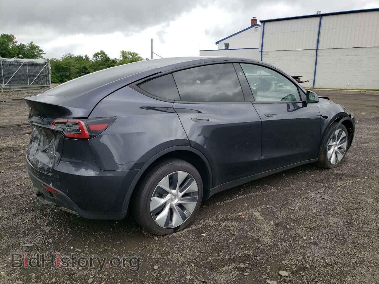 2024 TESLA MODEL Y - VIN: 7SAYGDEEXRA229505 - Фото 3