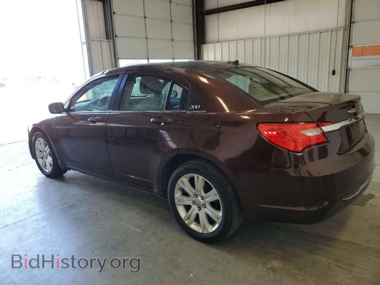 2013 CHRYSLER 200 - VIN: 1C3CCBBB2DN550067 - Фото 2