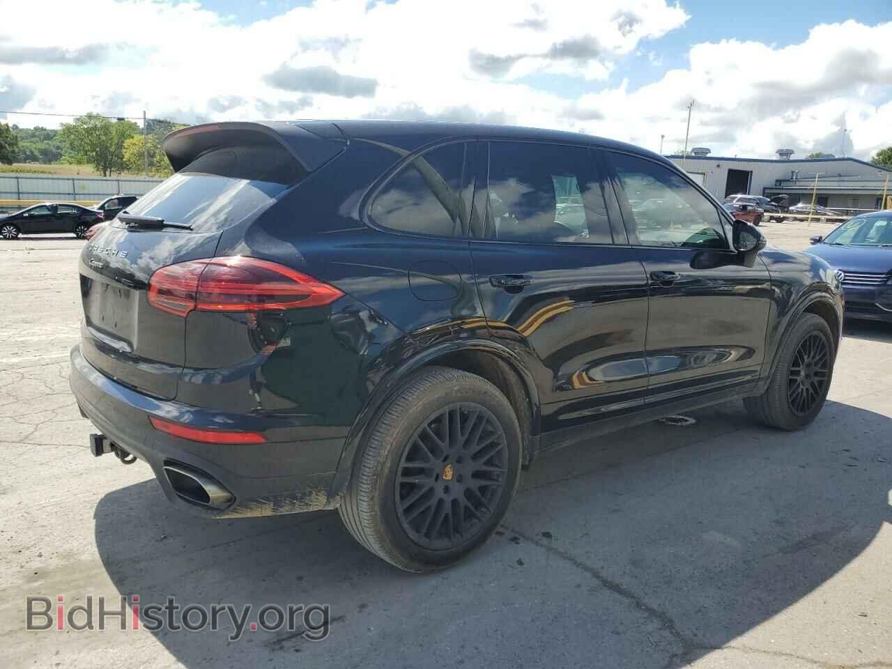 2017 PORSCHE CAYENNE - VIN: WP1AA2A23HKA85556 - Фото 3