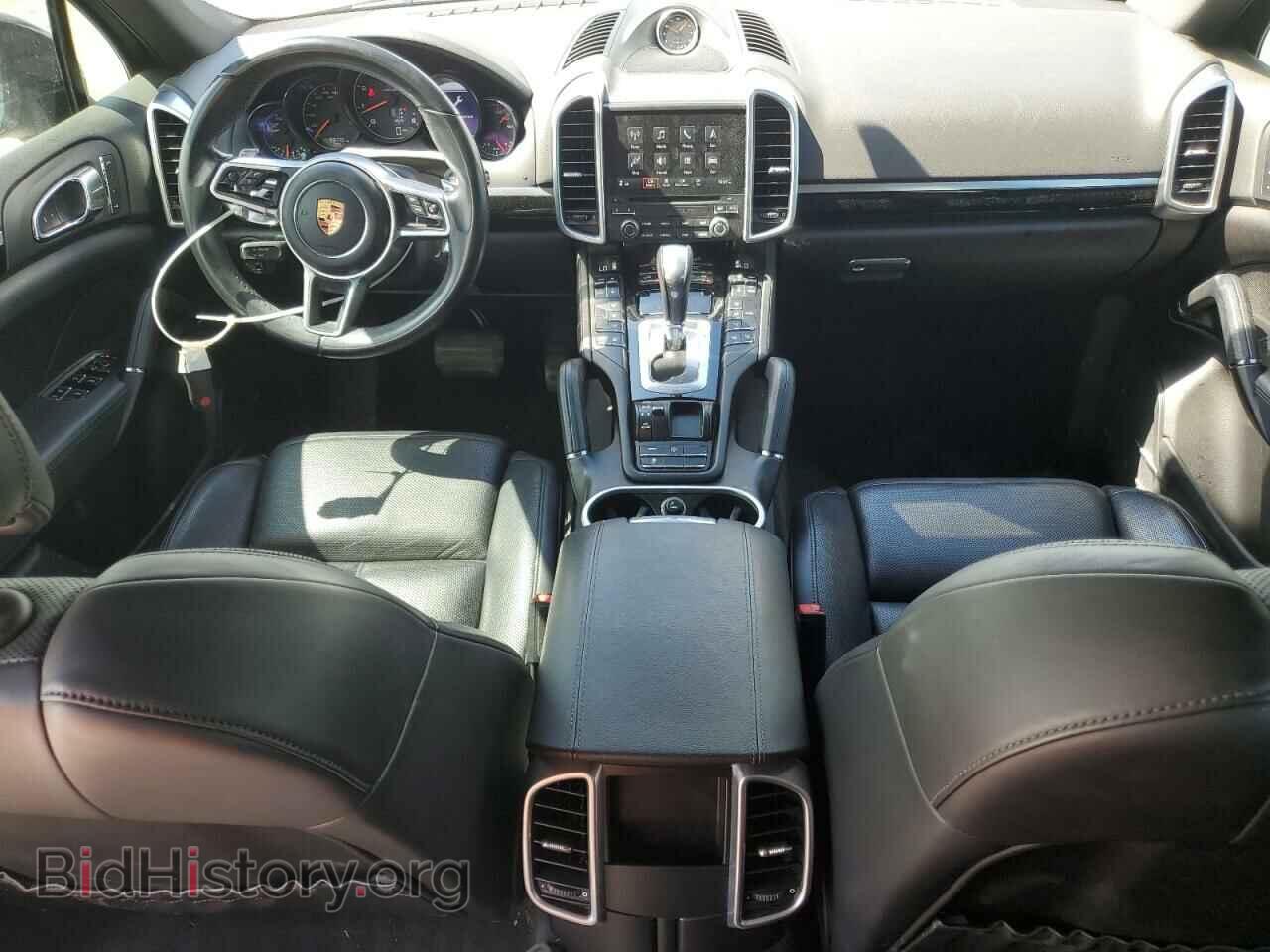 2017 PORSCHE CAYENNE - VIN: WP1AA2A23HKA85556 - Фото 8