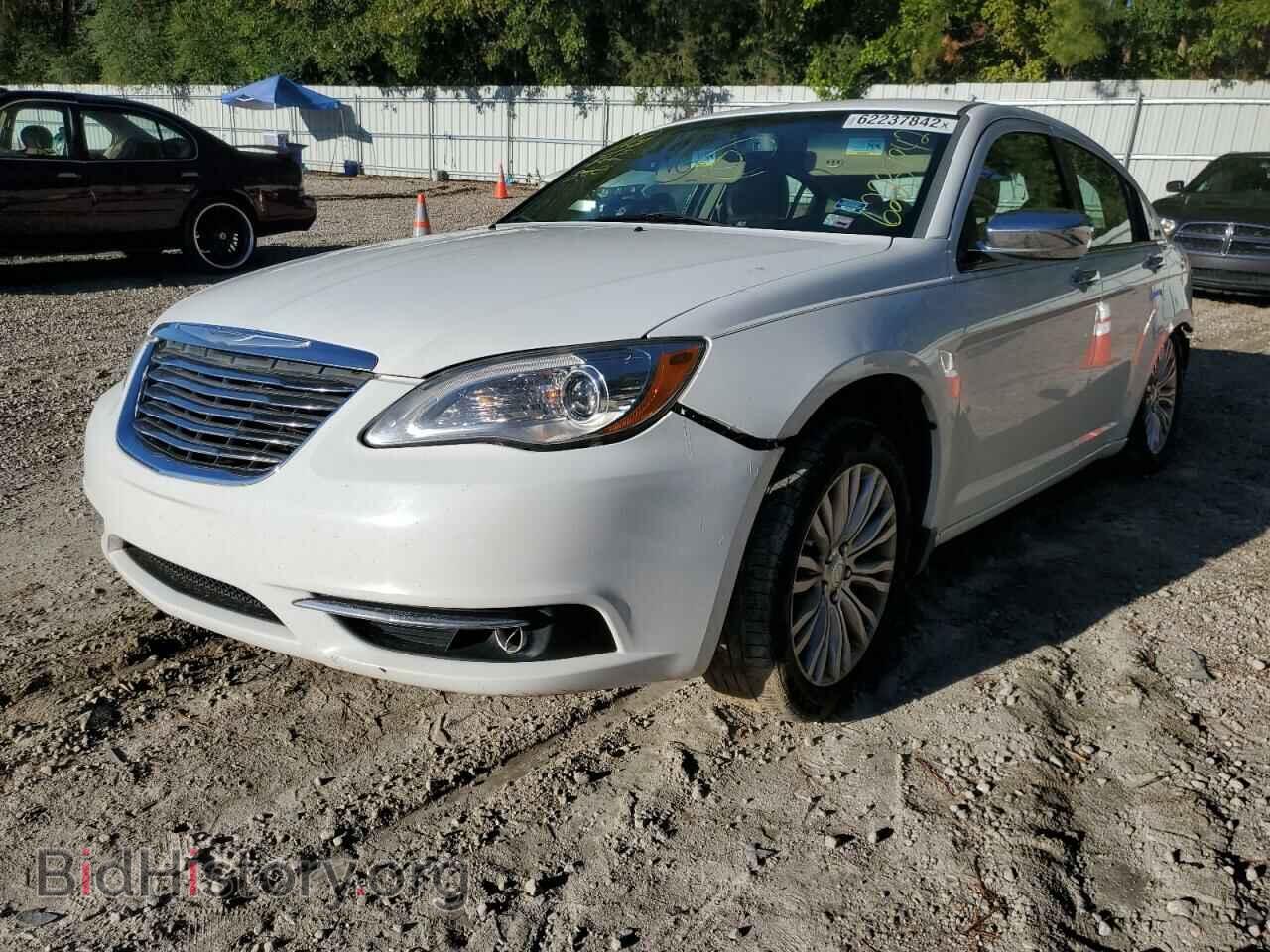 2012 CHRYSLER 200 - VIN: 1C3CCBCB7CN162135 - Фото 2