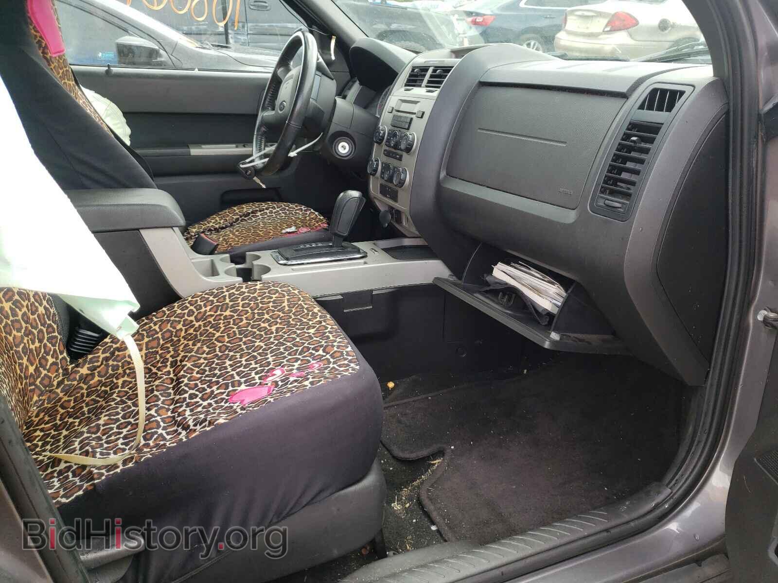 2011 FORD ESCAPE - VIN: 1FMCU0D70BKB12213 - Фото 5