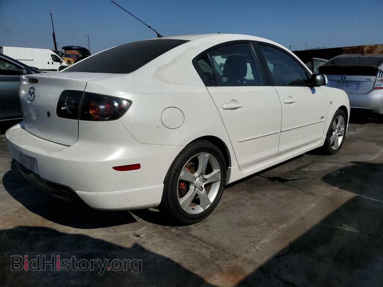 2006 MAZDA MAZDA3 - VIN: JM1BK324861424730 - Фото 3