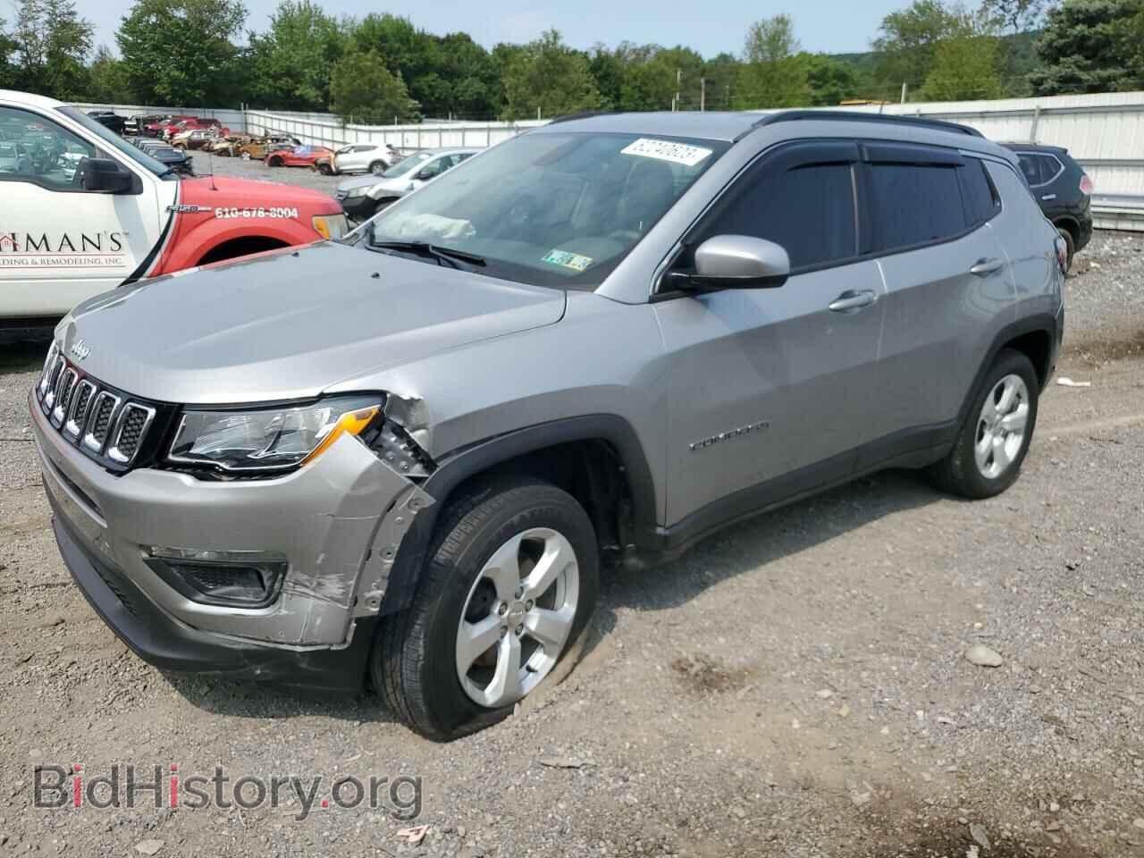Photo 3C4NJDBB4KT801111 - JEEP COMPASS 2019