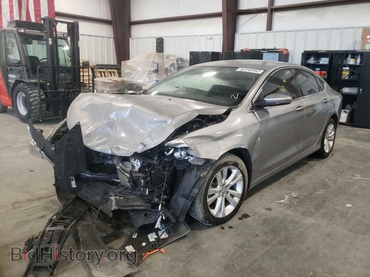 2016 CHRYSLER 200 - VIN: 1C3CCCAB4GN165394 - Фото 2