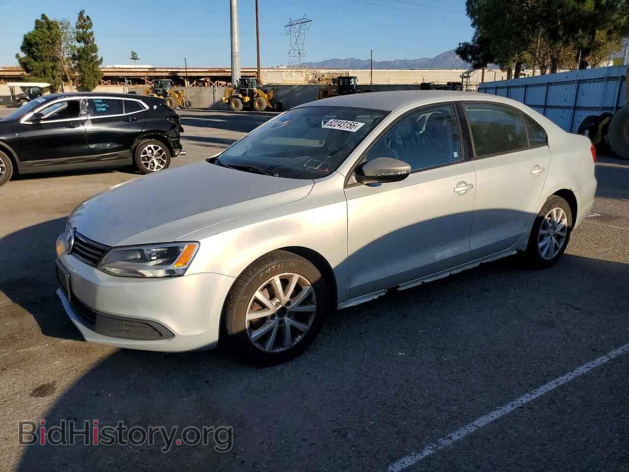 Фотография 3VWDP7AJ7CM307435 - VOLKSWAGEN JETTA 2012