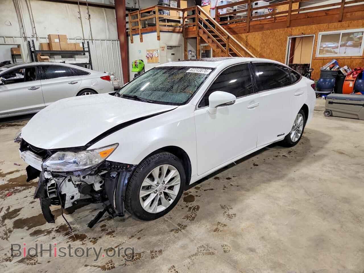 Фотография JTHBW1GG4E2066562 - LEXUS ES300 2014