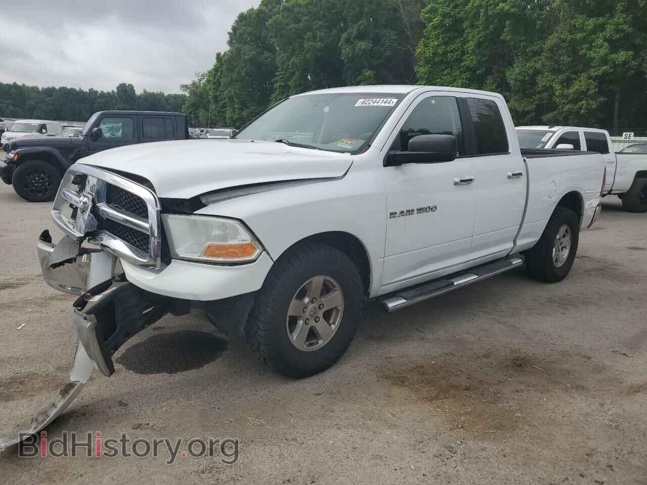 Photo 1D7RV1GP6BS570521 - DODGE All Models 2011