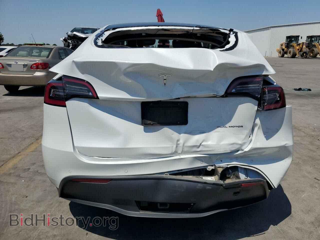 2022 TESLA MODEL Y - VIN: 7SAYGDEE7NF551919 - Фото 6