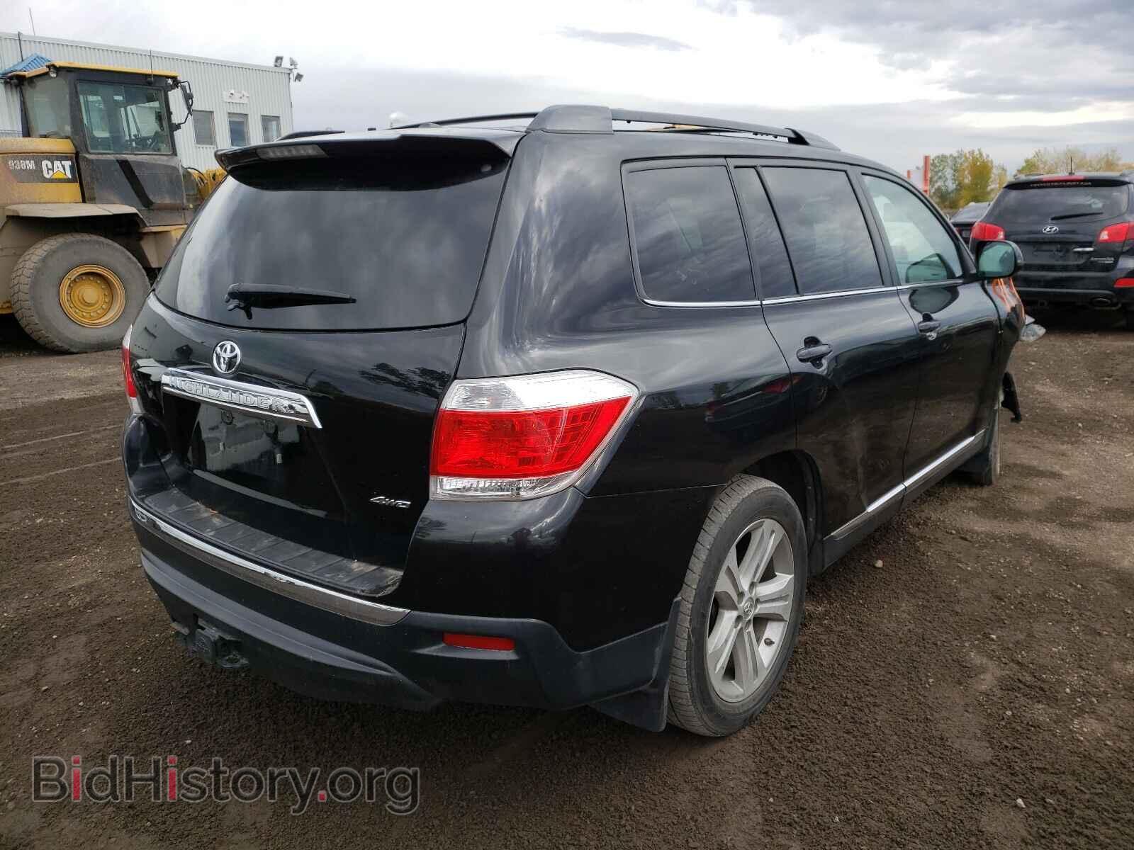 2013 TOYOTA HIGHLANDER - VIN: 5TDBK3EH8DS210898 - Фото 4