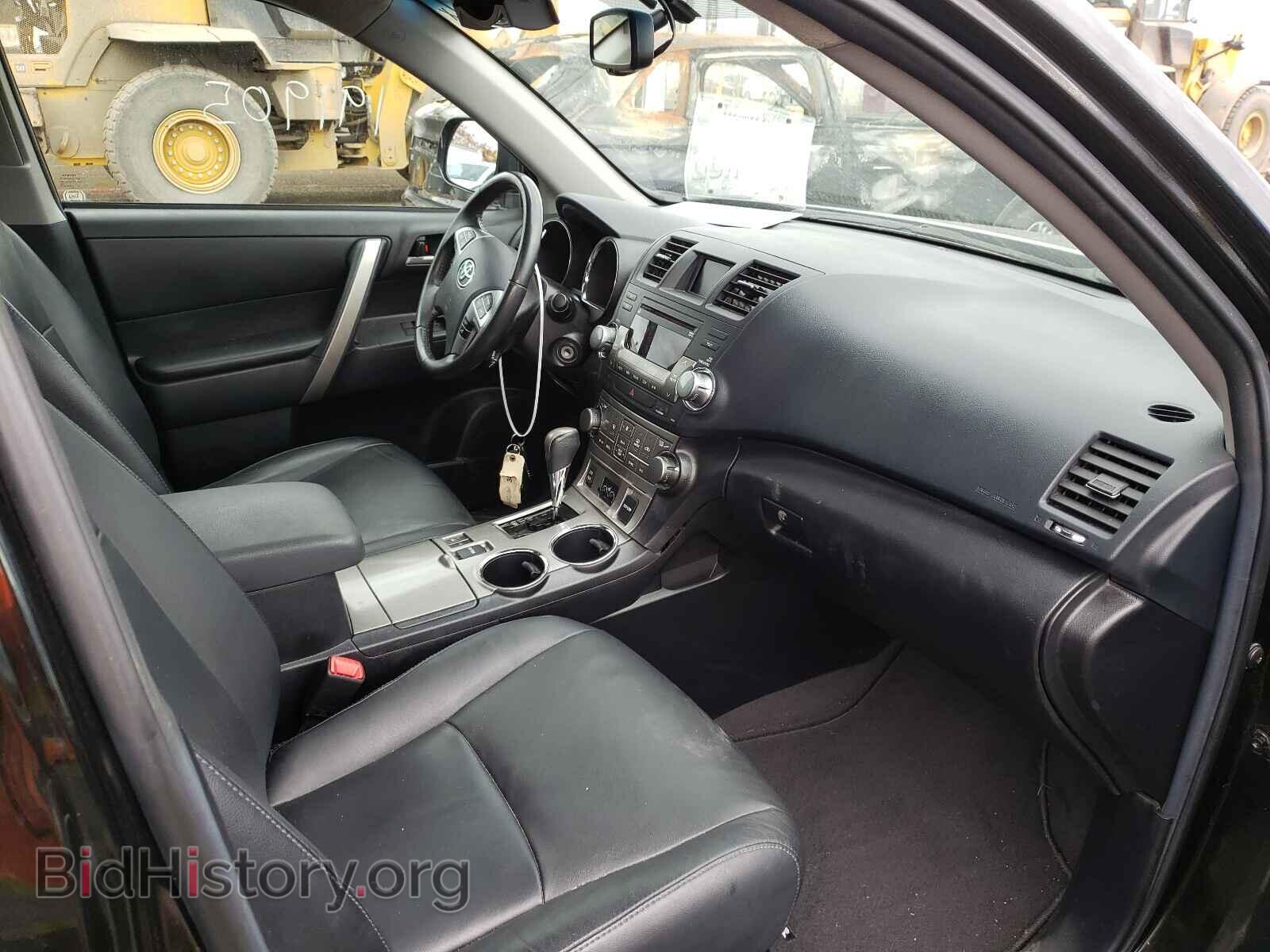 2013 TOYOTA HIGHLANDER - VIN: 5TDBK3EH8DS210898 - Фото 5