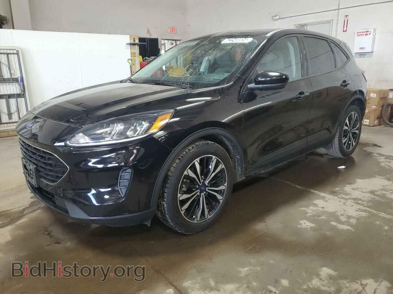 Photo 1FMCU0G69MUA27400 - FORD ESCAPE 2021