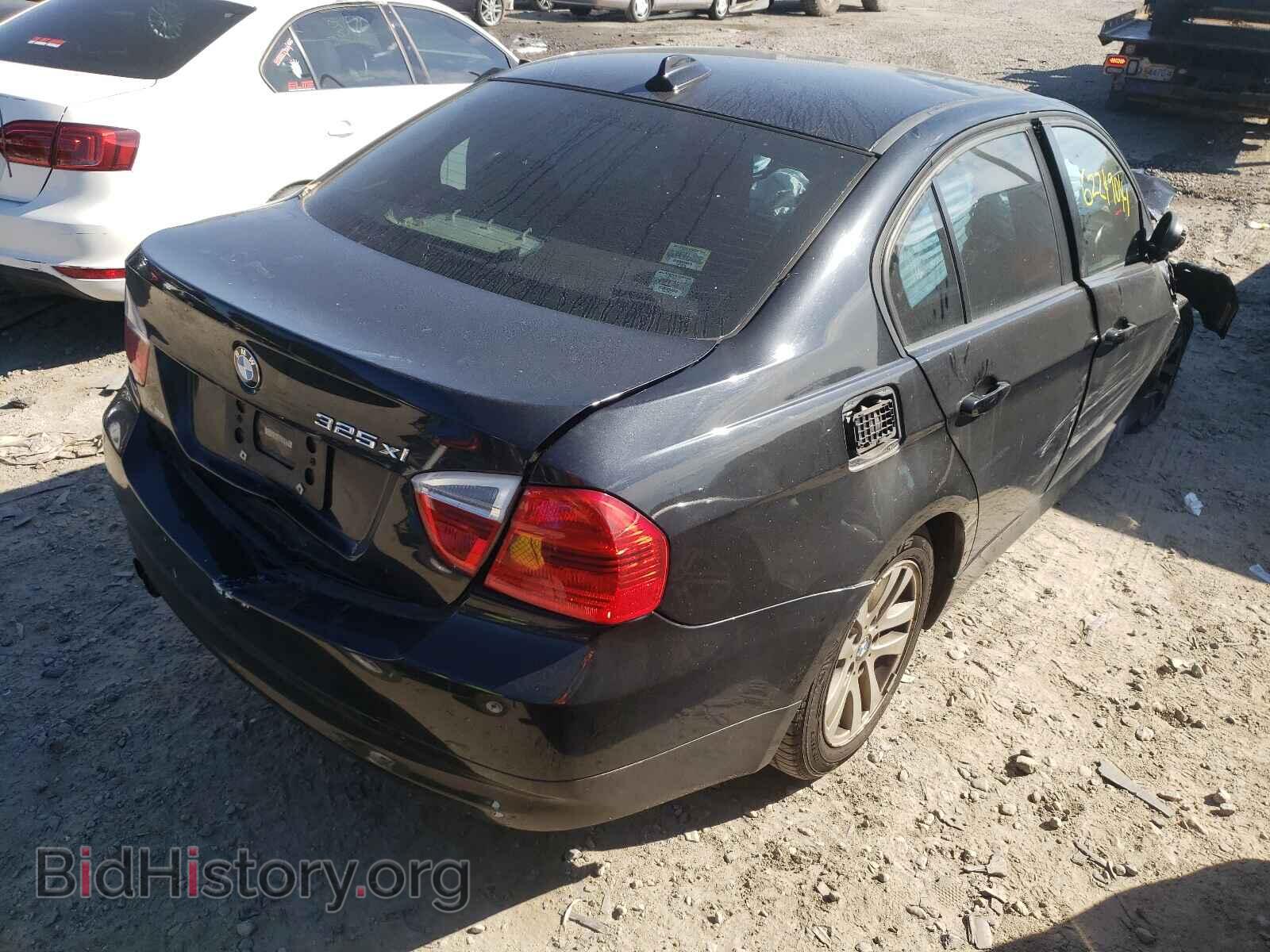 2006 BMW 3 SERIES - VIN: WBAVD13546KV10076 - Фото 4