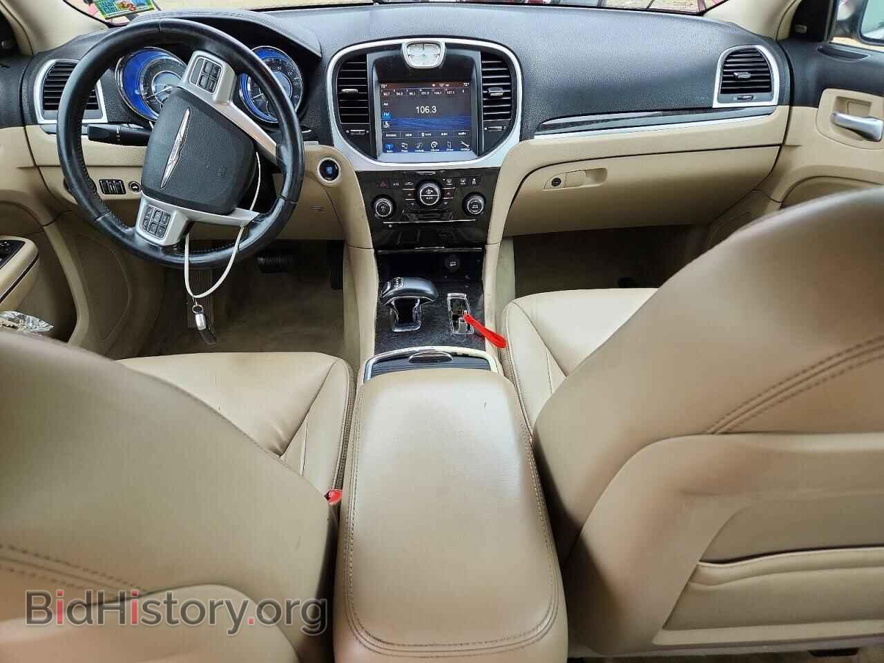 2012 CHRYSLER 300 - VIN: 2C3CCACG2CH166415 - Photo 8