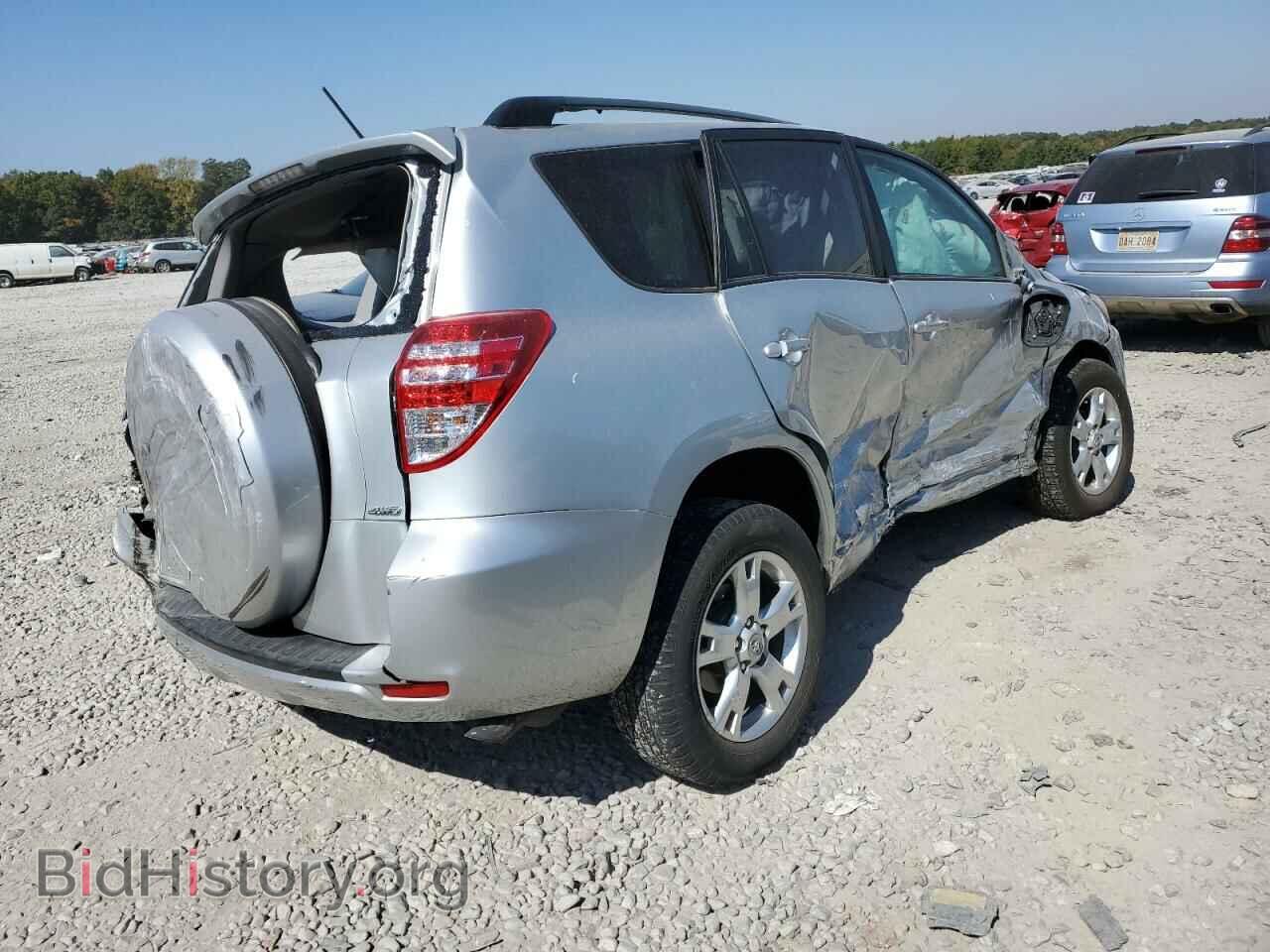 2011 TOYOTA RAV4 - VIN: 2T3BF4DV6BW121649 - Фото 4