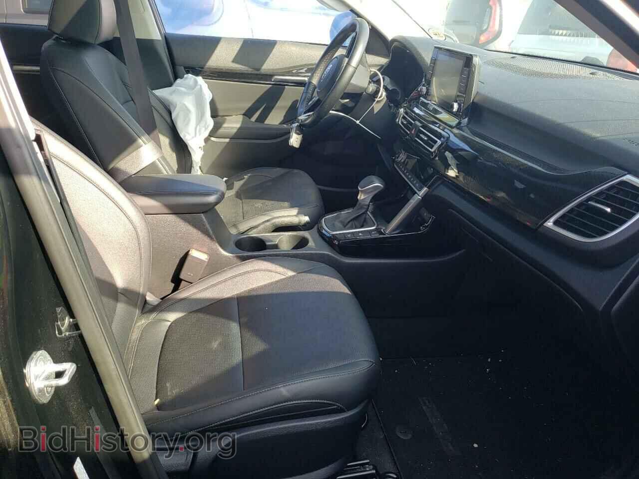 2021 KIA SELTOS - VIN: KNDERCAAXM7228380 - Фото 7