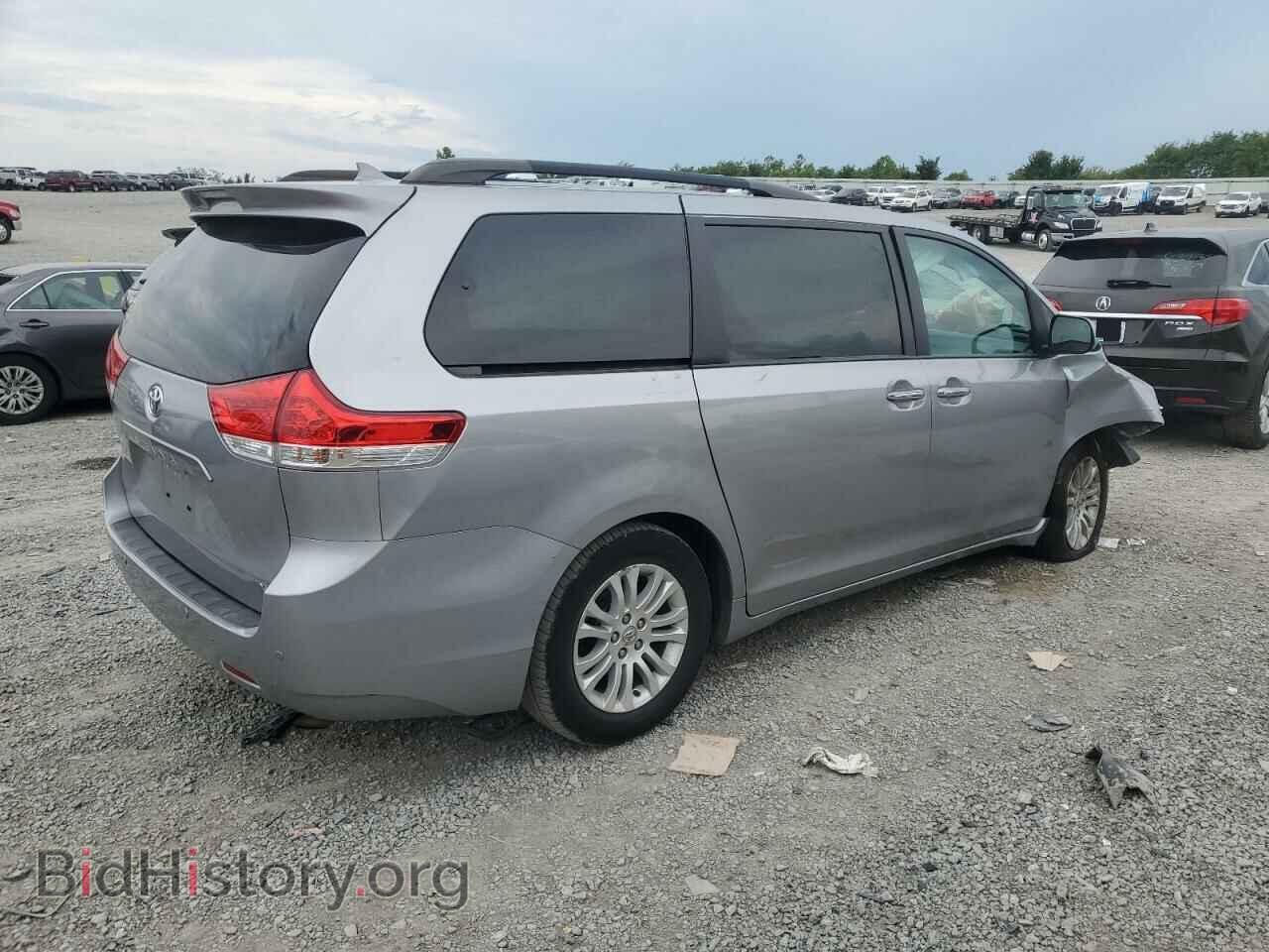 2013 TOYOTA All Models - VIN: 5TDYK3DC2DS375832 - Фото 3