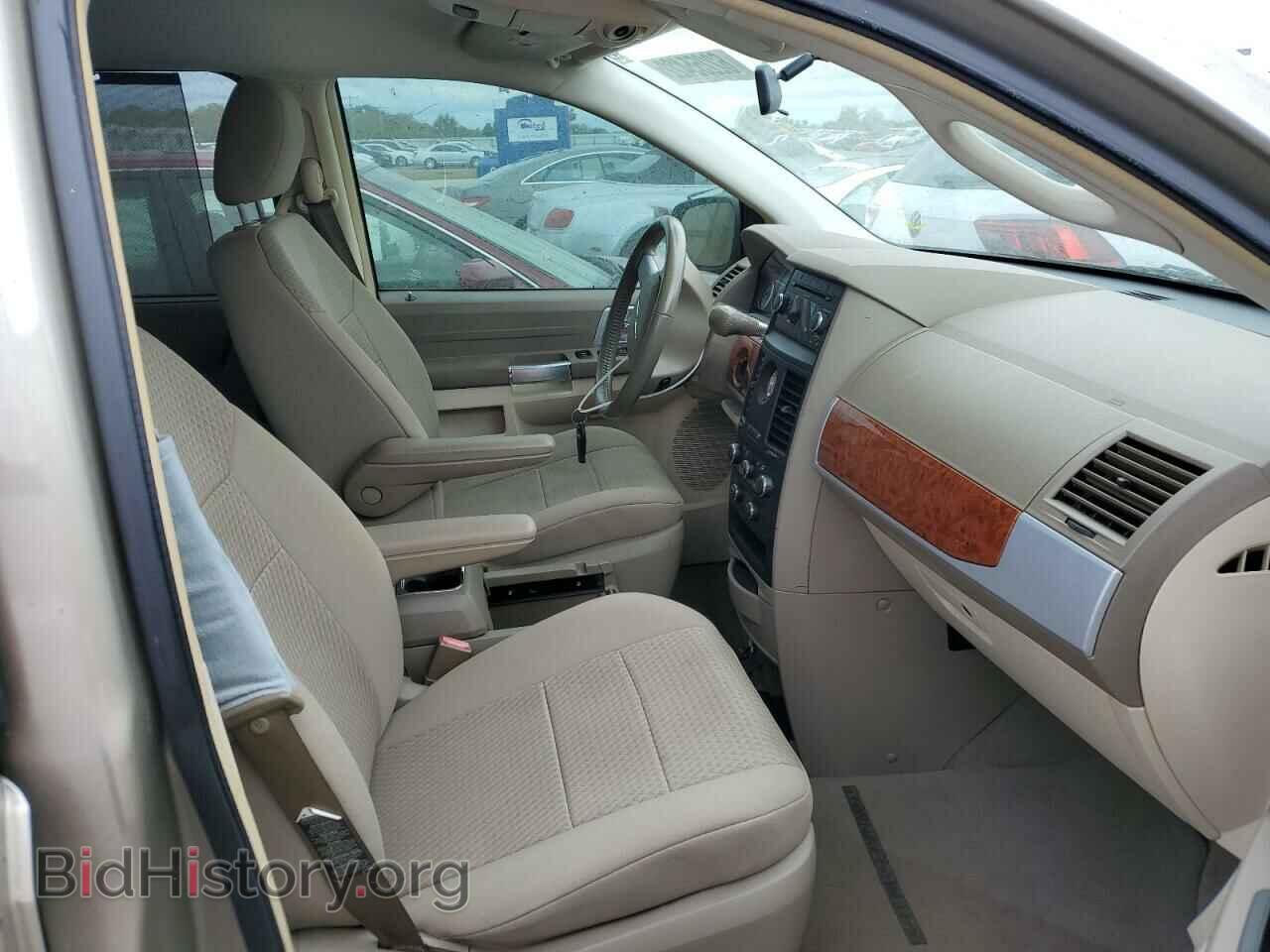2008 CHRYSLER MINIVAN - VIN: 2A8HR54P68R148953 - Photo 5