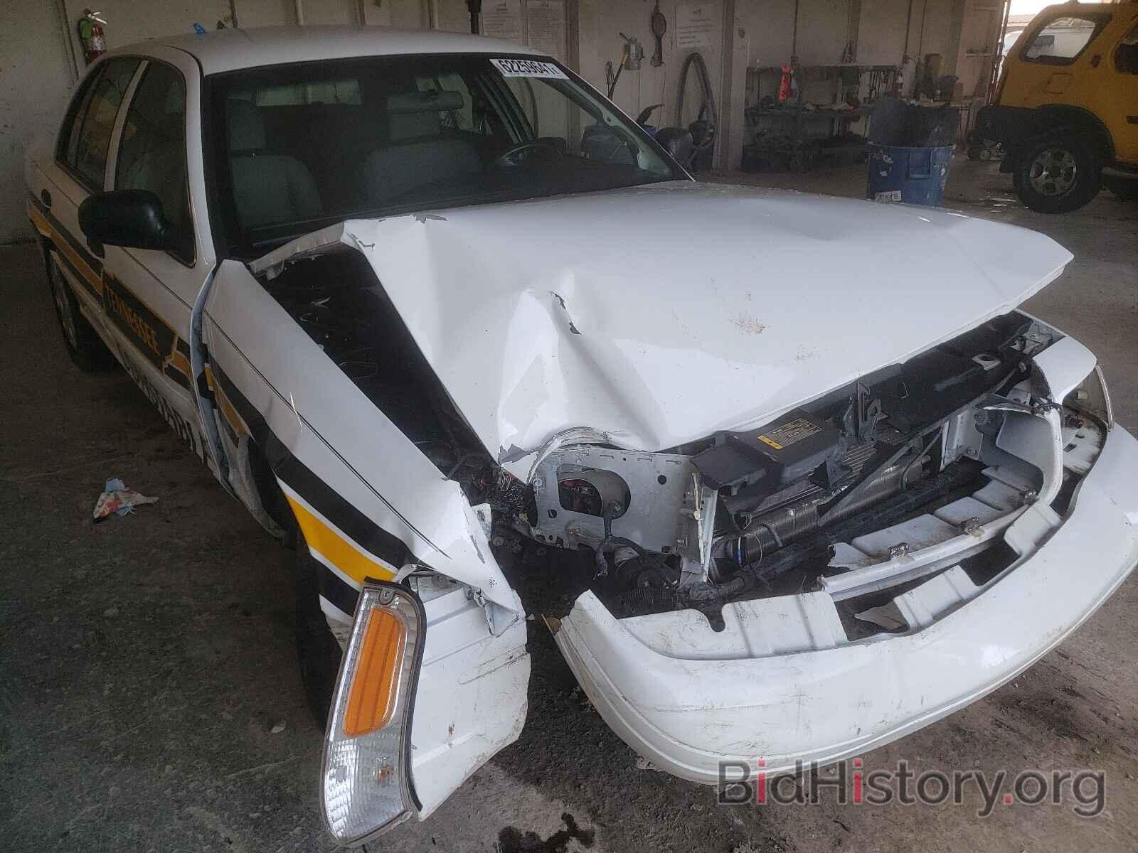 Photo 2FAFP71V48X144100 - FORD CROWN VIC 2008