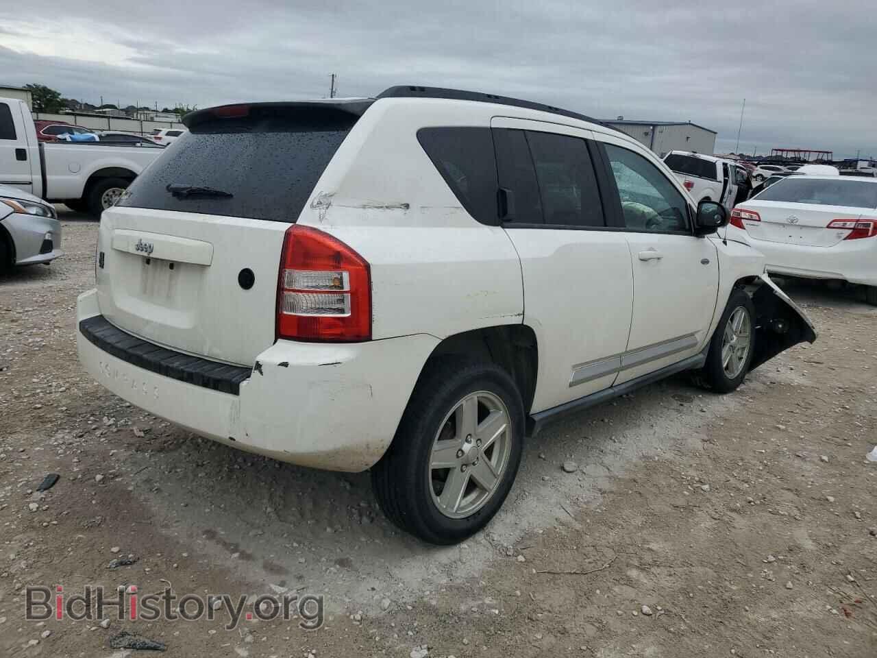 2010 JEEP COMPASS - VIN: 1J4NT1FA3AD620994 - Фото 3