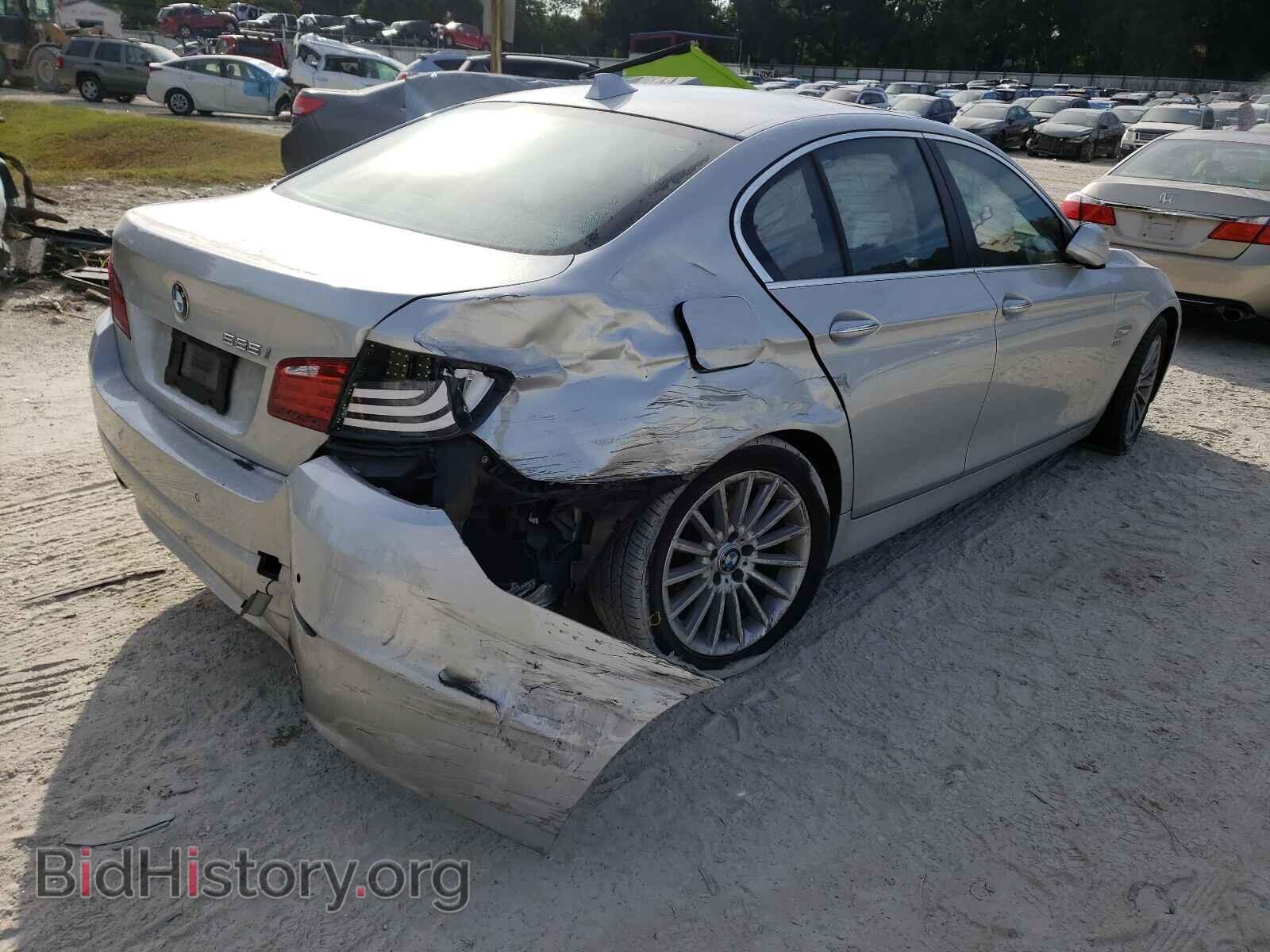 2011 BMW 5 SERIES - VIN: WBAFU7C59BC439520 - Фото 4