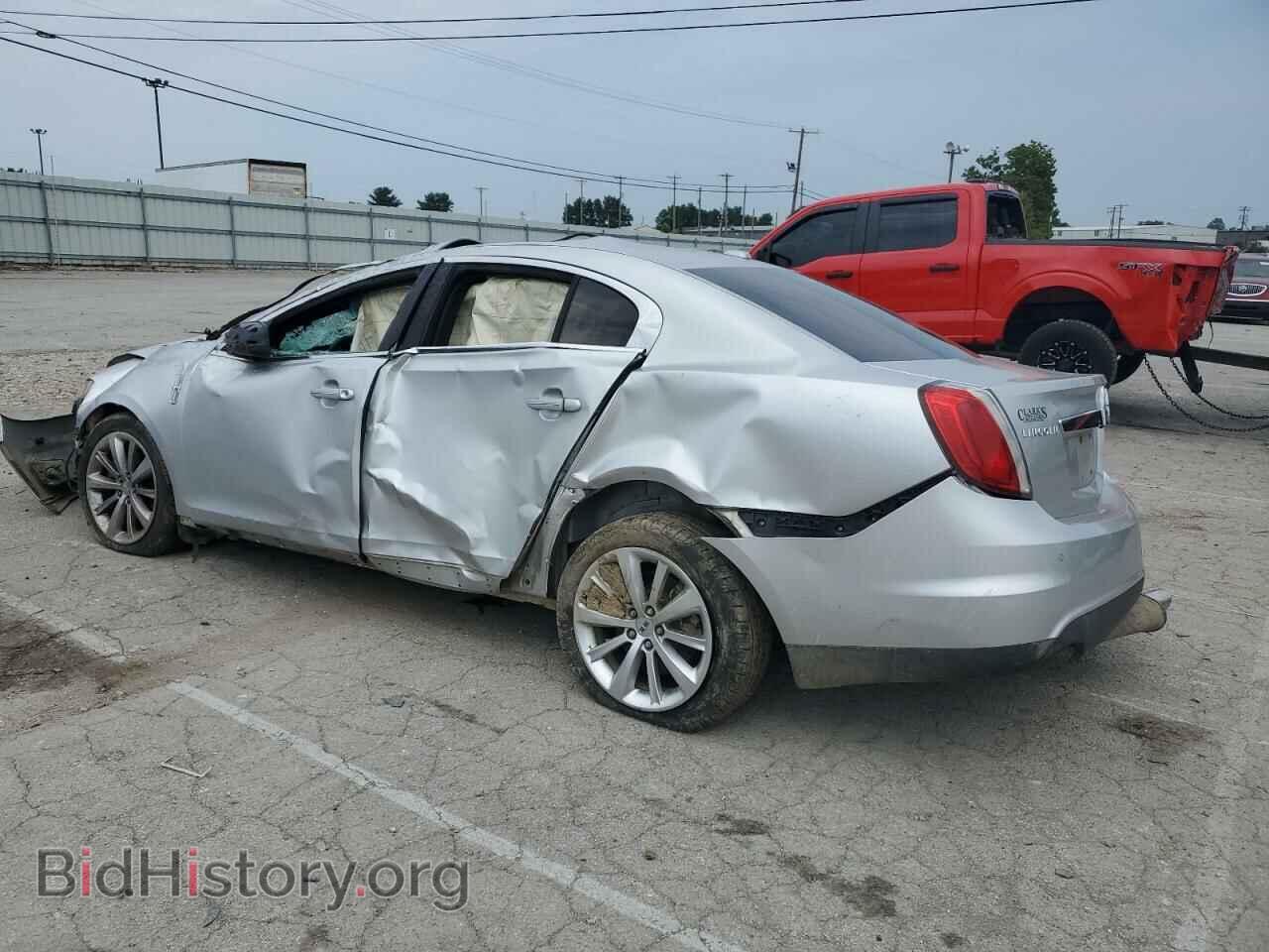 2010 LINCOLN MKS - VIN: 1LNHL9FT6AG611526 - Фото 2