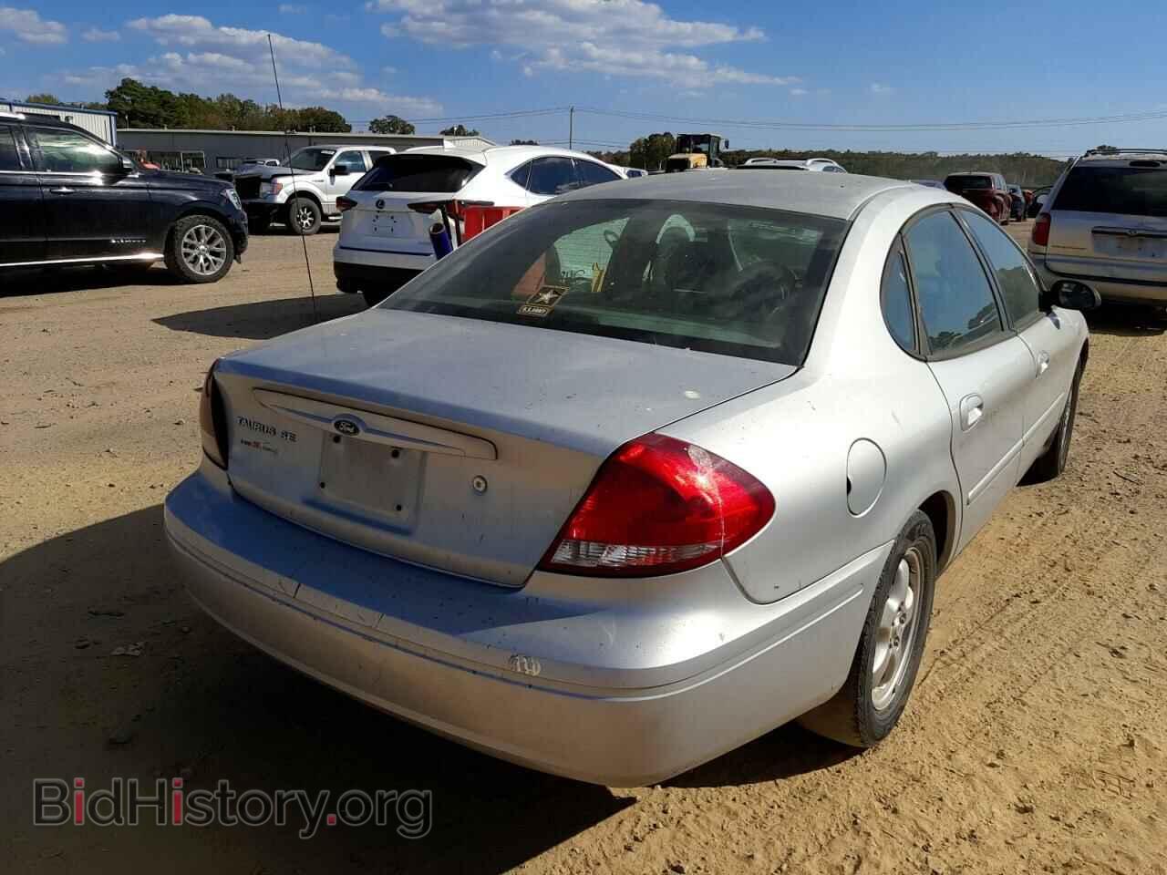2006 FORD TAURUS - VIN: 1FAFP53U16A229510 - Фото 4