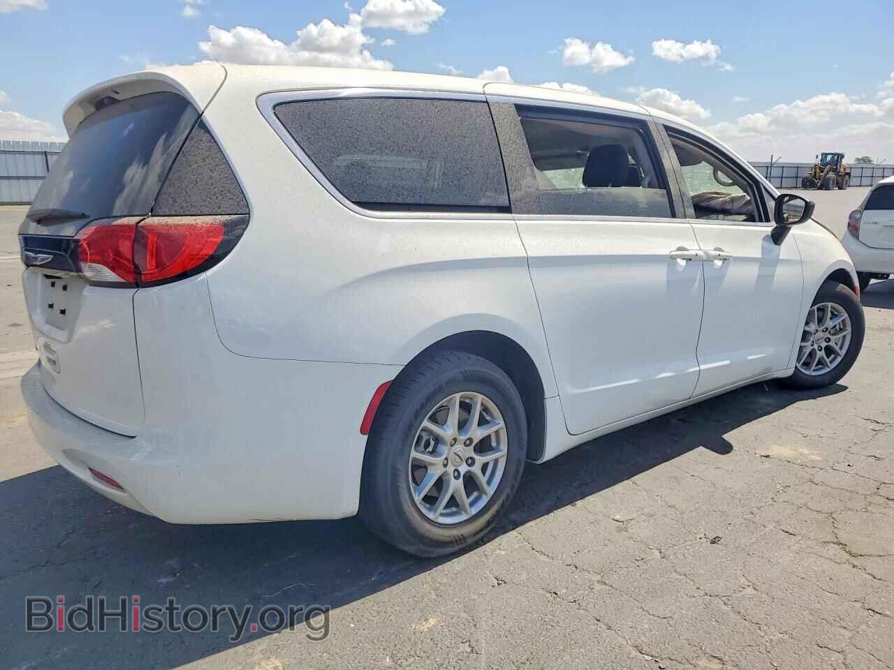 2024 CHRYSLER MINIVAN - VIN: 2C4RC1CG0RR108201 - Photo 3