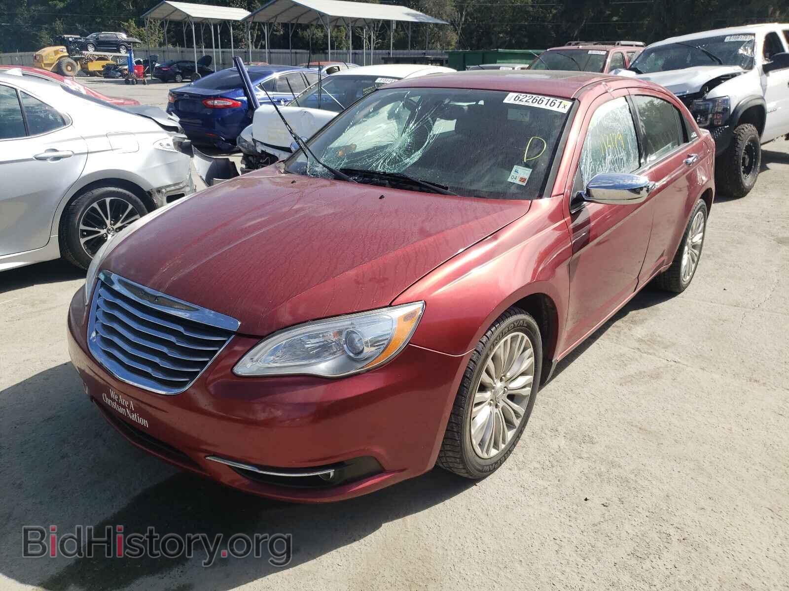 2011 CHRYSLER 200 - VIN: 1C3BC2FB2BN595576 - Фото 2