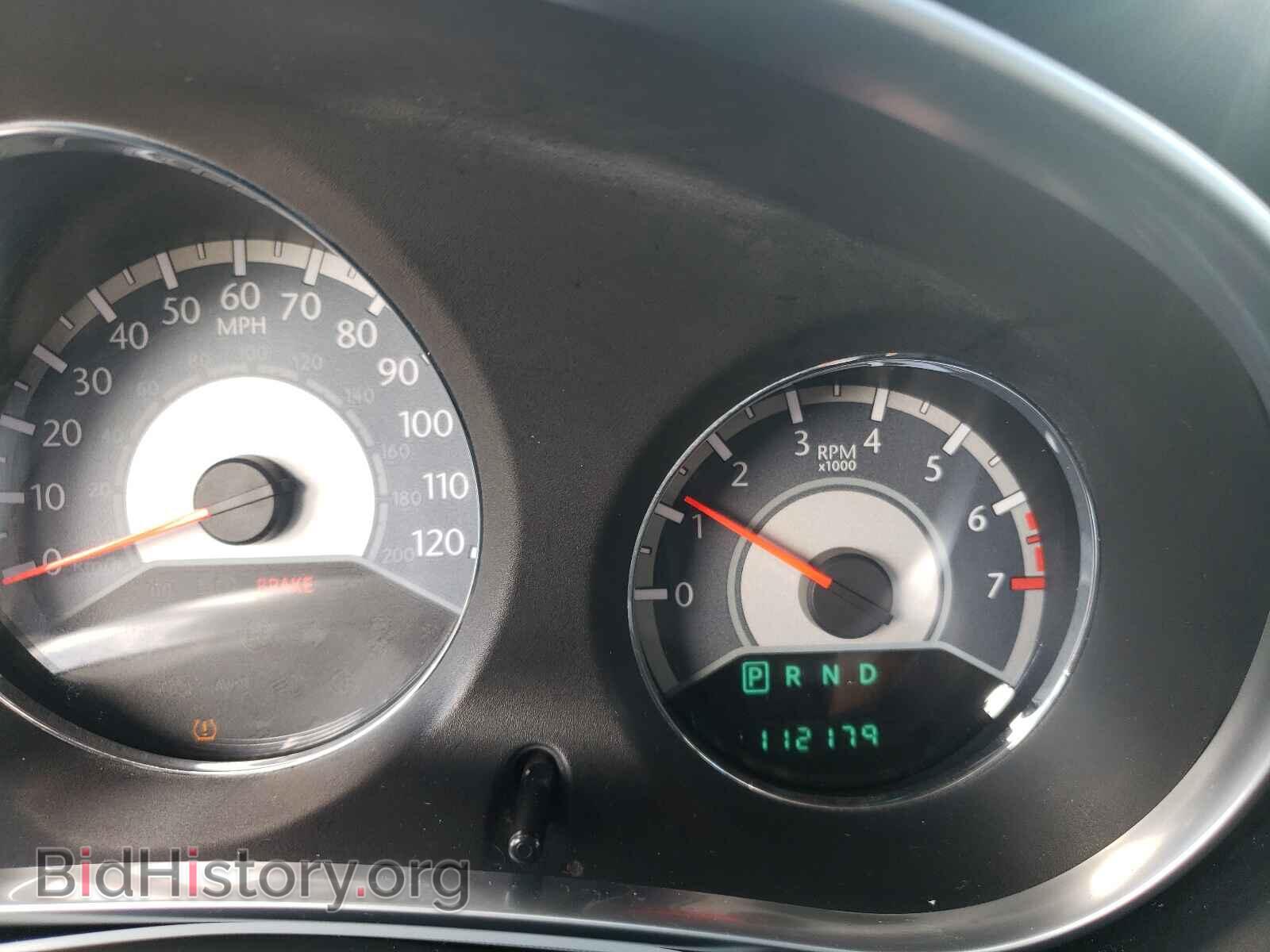 2011 CHRYSLER 200 - VIN: 1C3BC2FB2BN595576 - Фото 8