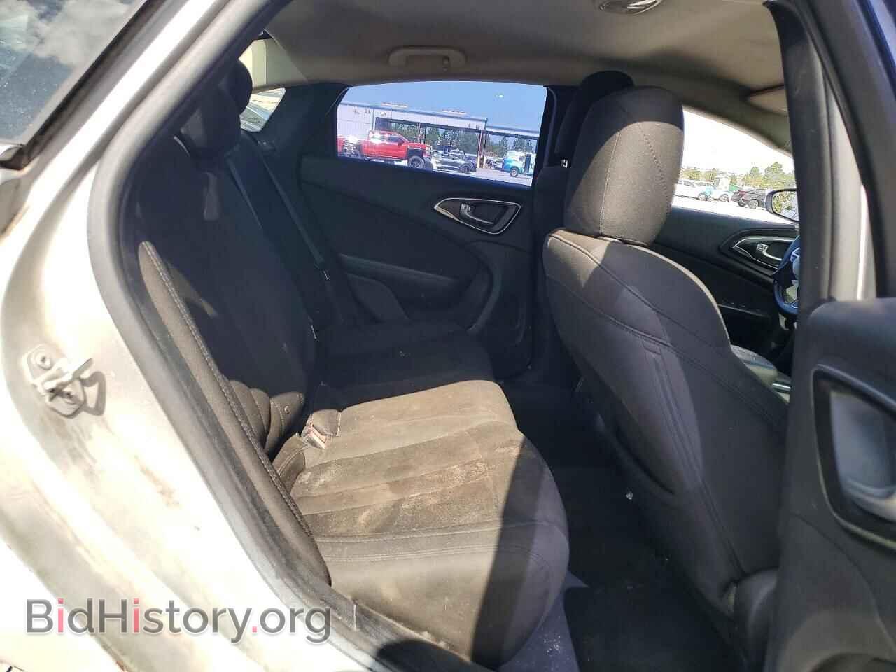 2016 CHRYSLER 200 - VIN: 1C3CCCAB2GN164485 - Photo 10