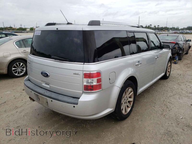 2011 Ford FLEX (VIN 2FMGK5CC5BBD30001) — фото 4 из 10