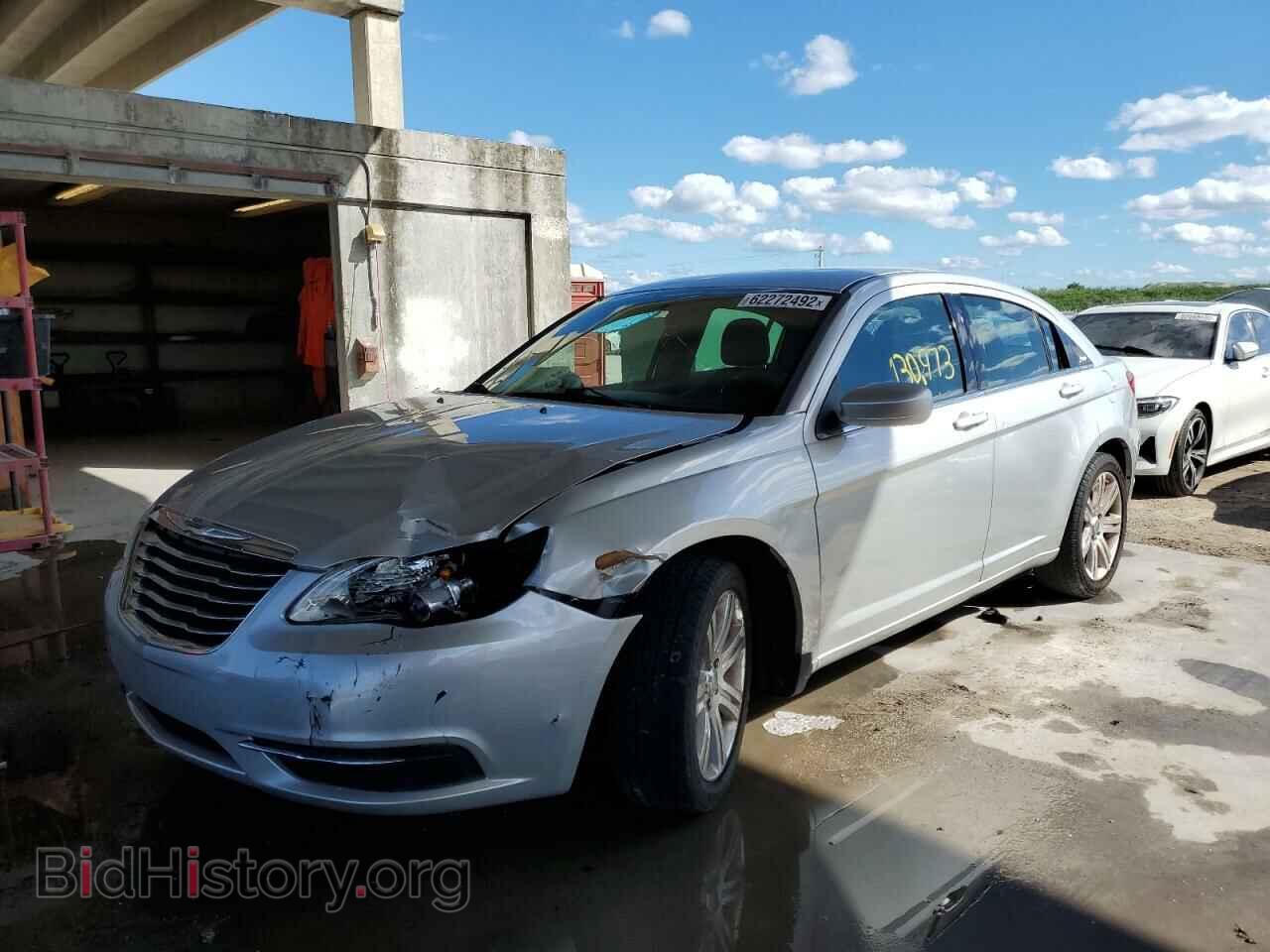 2011 CHRYSLER 200 - VIN: 1C3BC1FB1BN614550 - Фото 2