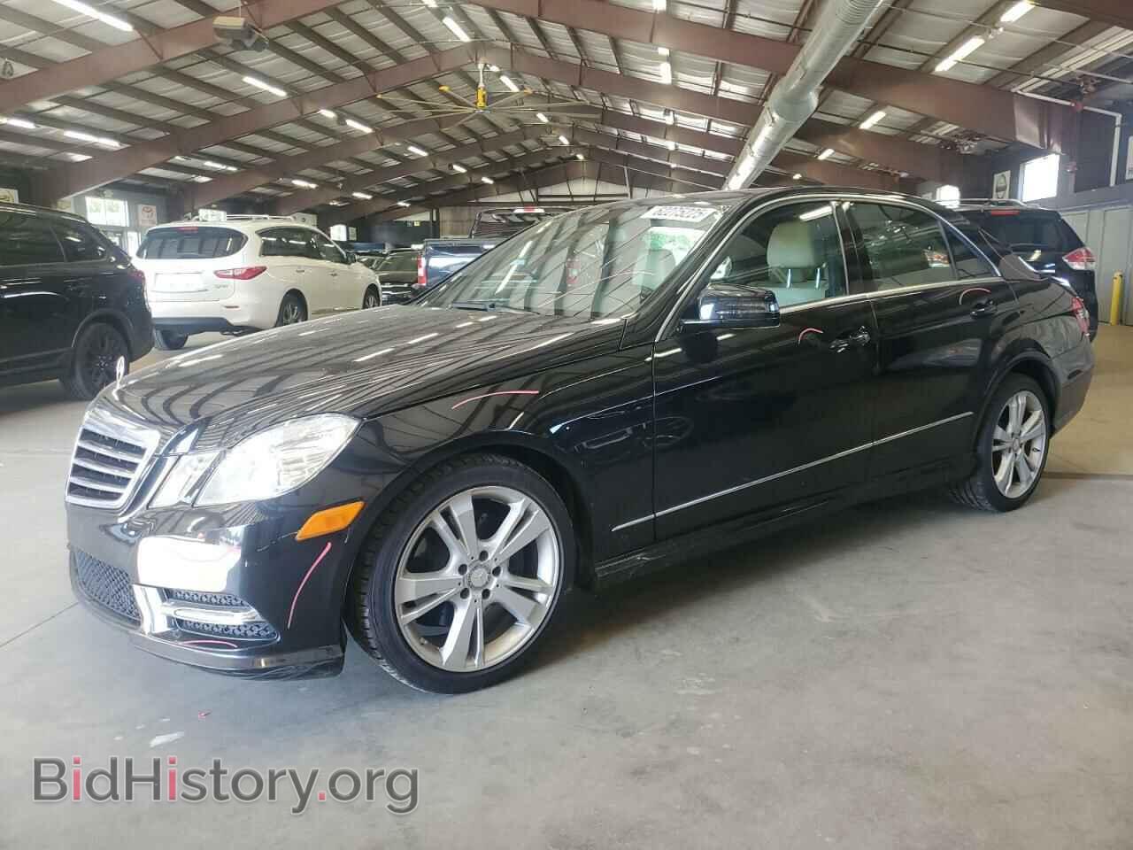 Photo WDDHF8JB1DA726844 - MERCEDES-BENZ E-CLASS 2013