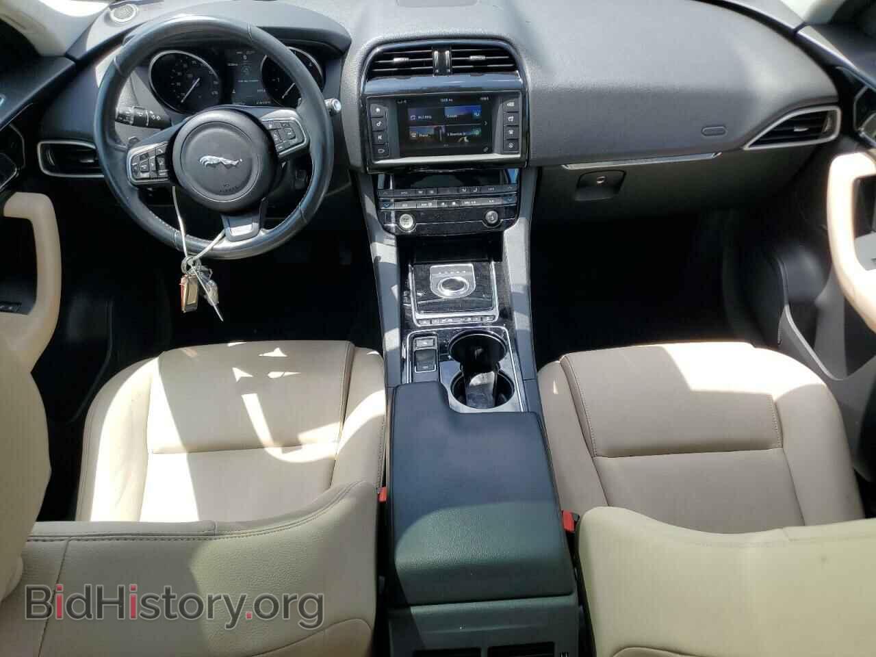 2017 JAGUAR F-PACE - VIN: SADCS2BN2HA493024 - Фото 8